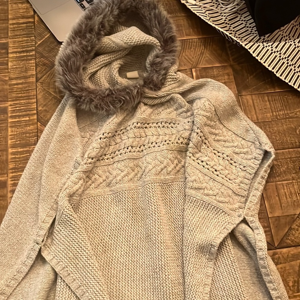 Gap poncho